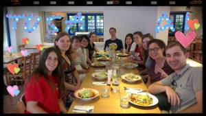 988682_10201832387797263_251431098_n